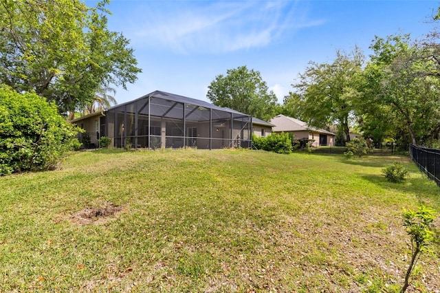 640 Brookfield Pl, Apopka, FL 32712 - view of yard with glass enclosure and fence