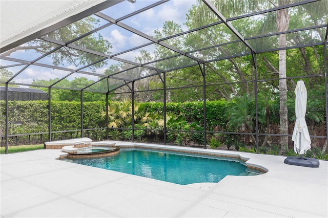 25813 Feather Ridge Ln, Sorrento, FL 32776 - view of swimming pool with a patio, a pool with connected hot tub, and a lanai