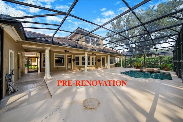 25813 Feather Ridge Ln, Sorrento, FL 32776 - swimming pool with ceiling fan, a patio, a jacuzzi, and a lanai