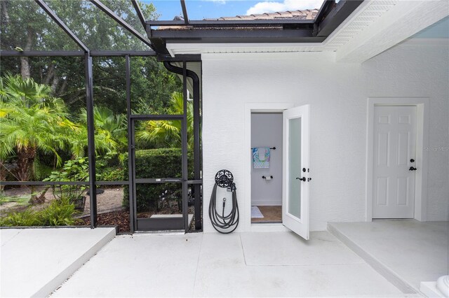 25813 Feather Ridge Ln, Sorrento, FL 32776 - entrance to property with stucco siding