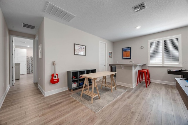 2011 Soaring Oak Way, Winter Park, FL 32792 - dining room featuring light wood-style floors and visible vents