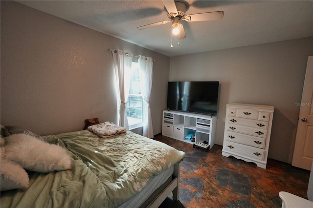 1491 Lavender St, Deltona, FL 32725 - bedroom featuring a textured ceiling and ceiling fan