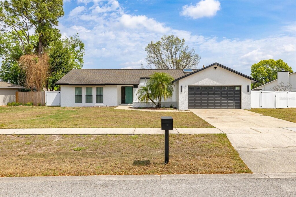 8919 Esguerra Ln, Orlando, FL 32836 - photo 1