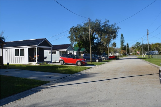 620 3rd St, Oviedo, FL 32765 - view of street with traffic signs