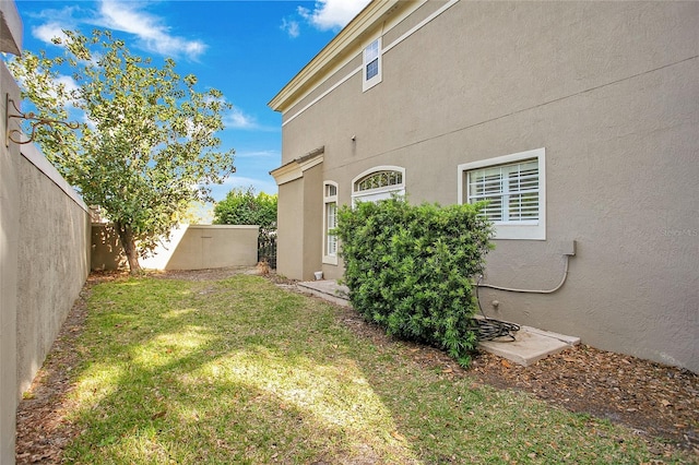7003 Somerton Blvd, Orlando, FL 32819 - view of yard featuring a fenced backyard