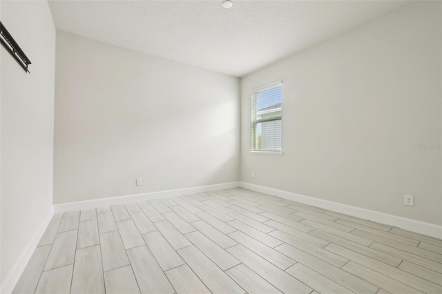 2785 Park Ridge St, Apopka, FL 32712 - unfurnished room featuring light wood-style floors and baseboards