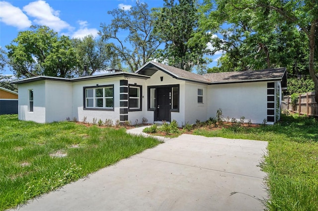 239 S Lake Cortez Dr, Apopka, FL 32703 - ranch-style house featuring stucco siding