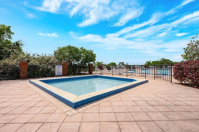 39900 Bayview Dr, Lady Lake, FL 32159 - view of swimming pool with fence