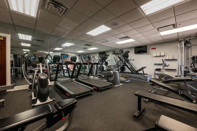 39900 Bayview Dr, Lady Lake, FL 32159 - exercise room with a paneled ceiling and visible vents