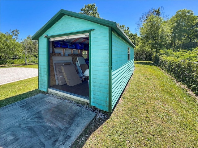 11404 Lokanotosa Trl, Orlando, FL 32817 - view of outdoor structure featuring an outbuilding and fence