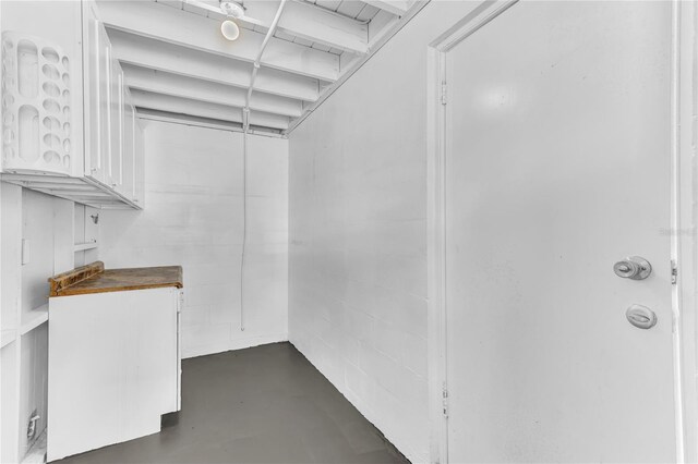5201 Van Aken Dr, Orlando, FL 32808 - view of spacious closet