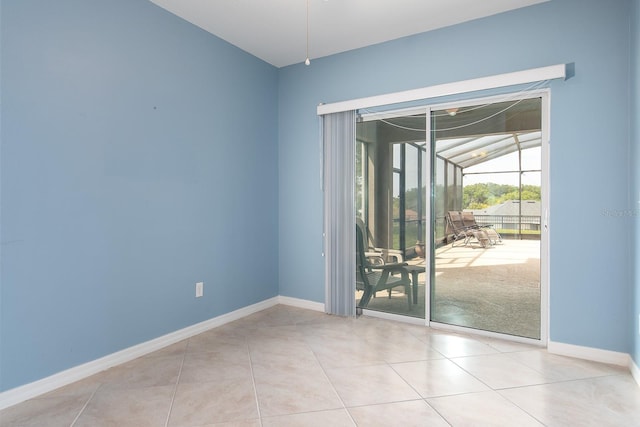 563 Copperdale Ave, Winter Garden, FL 34787 - empty room featuring tile patterned floors and baseboards