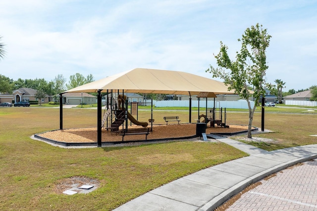 563 Copperdale Ave, Winter Garden, FL 34787 - community playground with fence and a yard