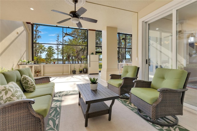 2910 Frontier Dr, Kissimmee, FL 34744 - view of sunroom