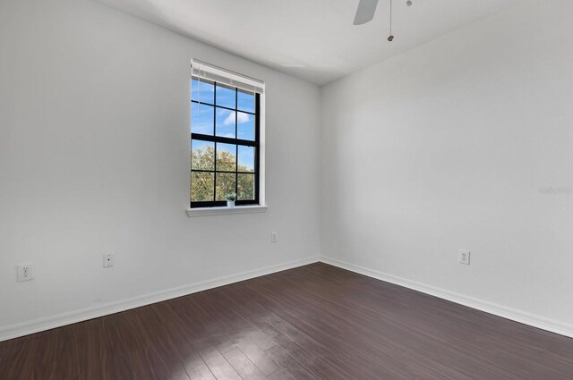 5550 E Michigan St Unit 3325, Orlando, FL 32822 - unfurnished room featuring baseboards, ceiling fan, and dark wood finished floors