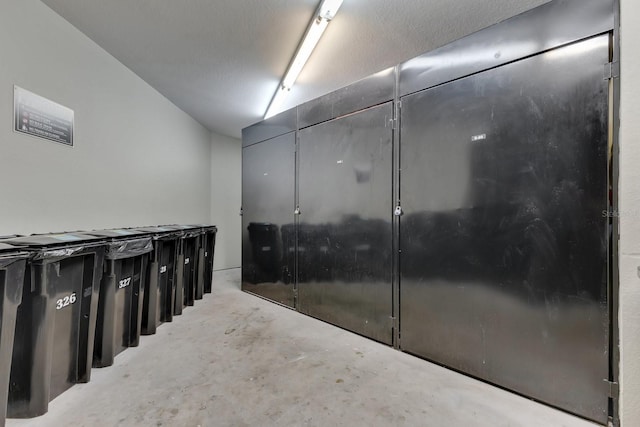 5550 E Michigan St Unit 3325, Orlando, FL 32822 - interior space with unfinished concrete floors