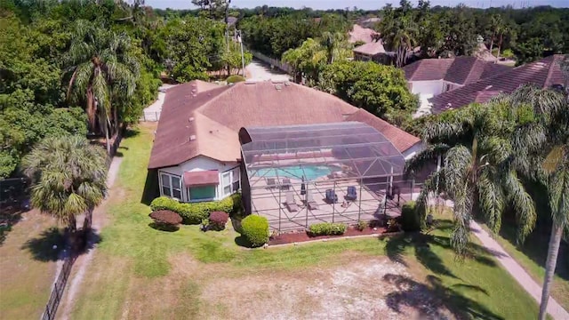 aerial view of property and surrounding area