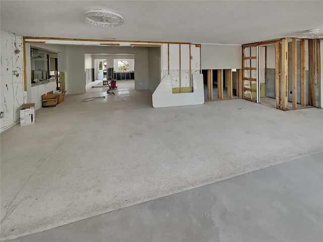 2826 46th St S, Gulfport, FL 33711 - interior space
