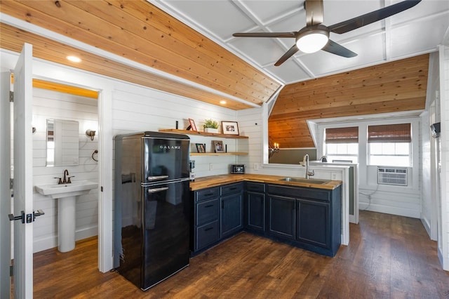 1224 Union Club Dr, Winter Garden, FL 34787 - kitchen featuring freestanding refrigerator, butcher block countertops, a sink, a ceiling fan, and dark wood-type flooring