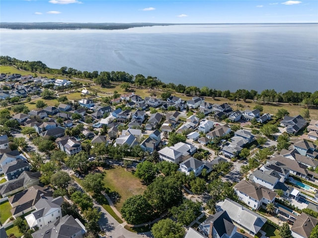 1224 Union Club Dr, Winter Garden, FL 34787 - aerial view of property and surrounding area with a large body of water and nearby suburban area