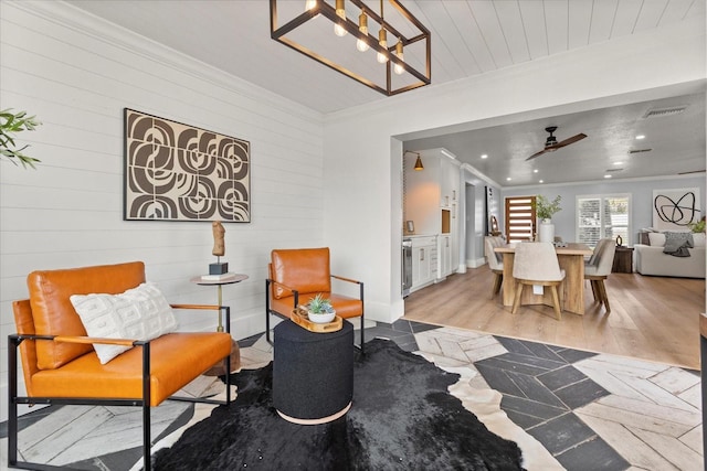 201 Cedarwood Dr, Maitland, FL 32751 - living area featuring recessed lighting, ornamental molding, light wood-style floors, visible vents, and ceiling fan