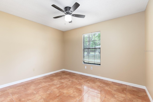 2132 Majestic Woods Blvd, Apopka, FL 32712 - empty room featuring a ceiling fan, baseboards, and a textured ceiling
