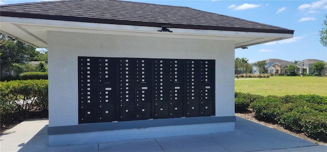 2289 Aloe Aly, Apopka, FL 32703 - surrounding community with a yard and mail area