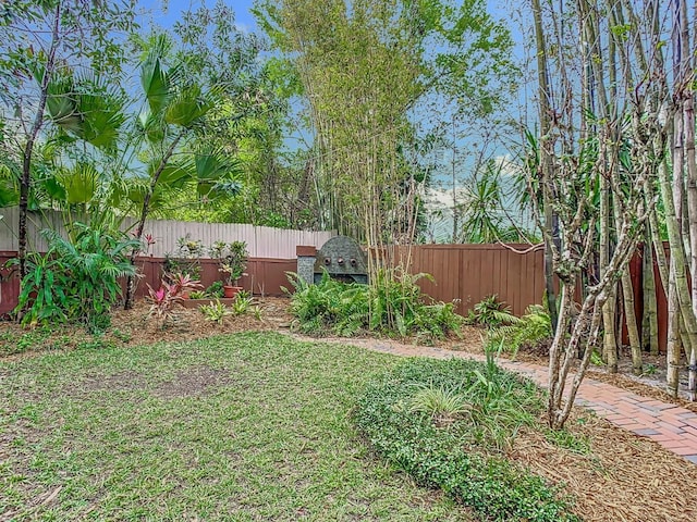 410 Sandspur Rd N, Maitland, FL 32751 - view of yard with a fenced backyard