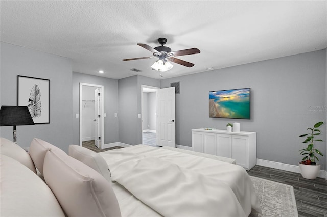 607 Wavecrest Dr, Orlando, FL 32807 - bedroom with baseboards, visible vents, and wood finish floors