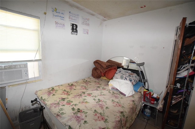 2220 Ave F NW, Winter Haven, FL 33880 - bedroom featuring cooling unit