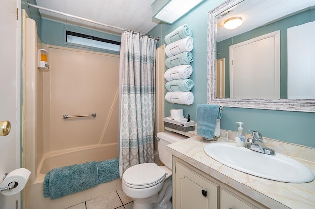 full bathroom featuring tile patterned flooring, vanity, curtained shower, and toilet