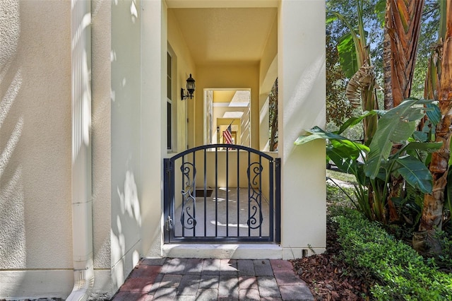 8639 Lower Villagewalk Cir, Orlando, FL 32827 - view of gate