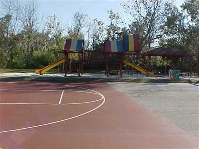 12706 Magnolia Bay Blvd, Clermont, FL 34711 - view of sport court