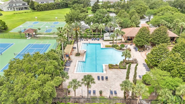 2724 Westyn Cove Ln, Ocoee, FL 34761 - drone / aerial view of a pool
