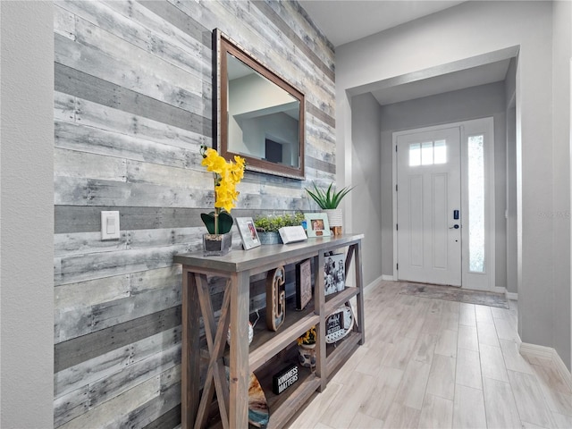 1151 Lakeside Estates Dr, Apopka, FL 32703 - foyer featuring baseboards and wood finished floors