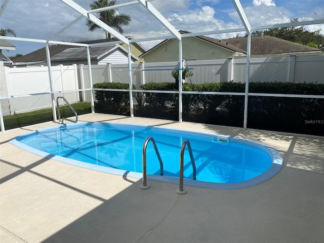 1210 Etchfield Cir, Brandon, FL 33511 - view of pool featuring a patio and a lanai