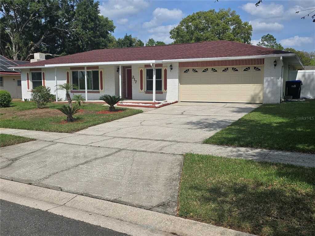 217 Longleaf Ct, Orlando, FL 32835 - photo 1
