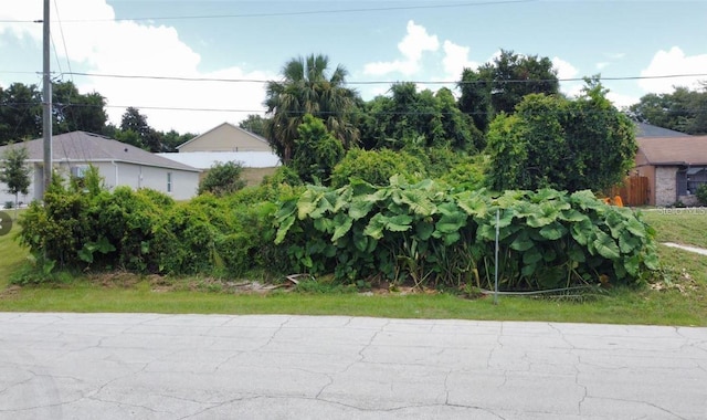 525 Nardello Dr, Deltona, FL 32725 - photo 1