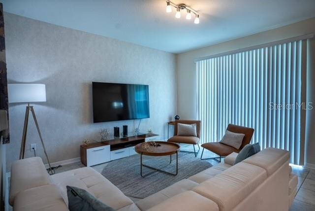 living area with baseboards