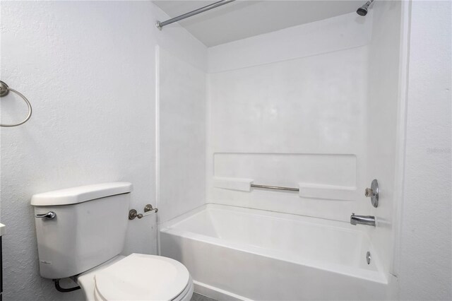 5136 Park Central Dr Unit 212, Orlando, FL 32839 - full bath with toilet and shower / washtub combination