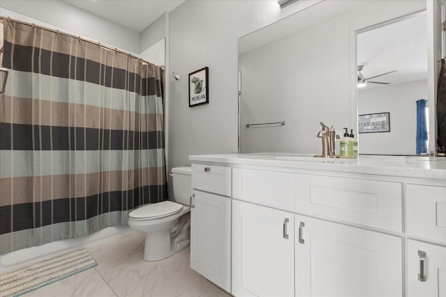 full bath featuring marble finish floor, toilet, vanity, a shower with shower curtain, and ceiling fan