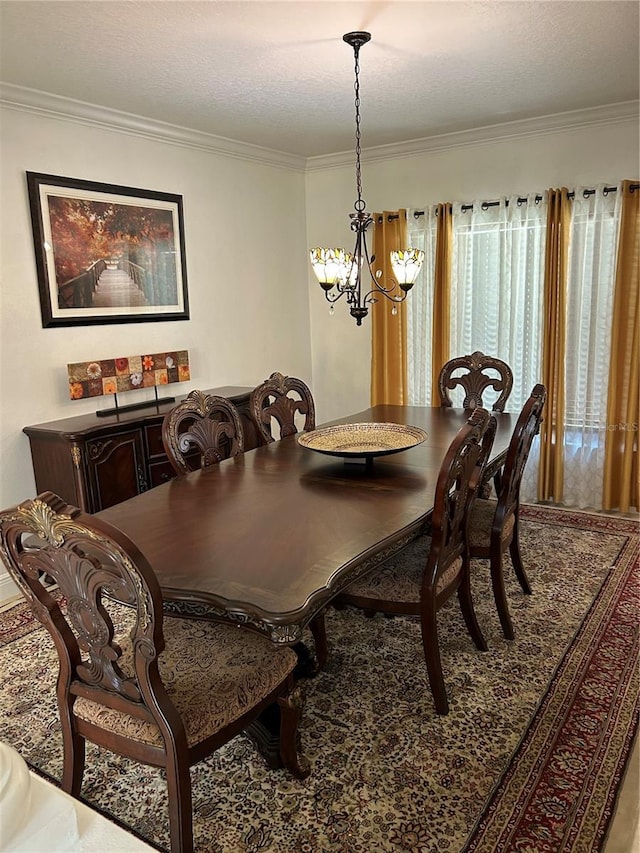 5406 Crepe Myrtle Cir, Kissimmee, FL 34758 - dining room featuring an inviting chandelier and ornamental molding