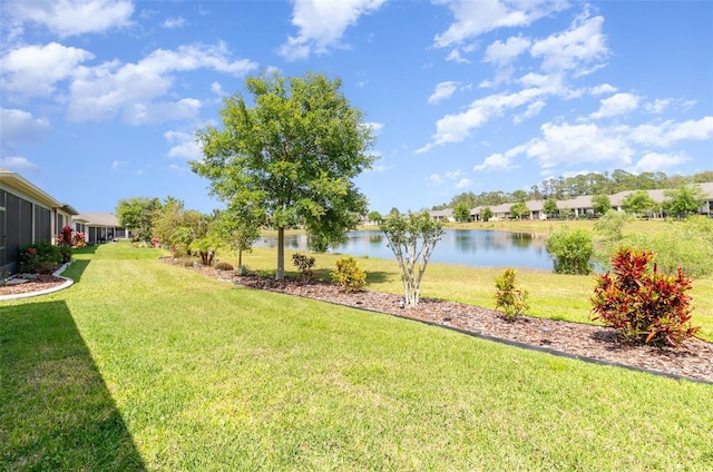view of yard featuring a water view