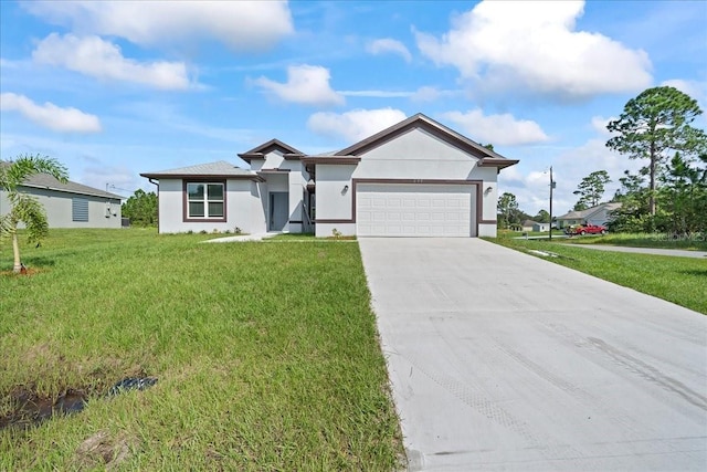 view of front facade featuring stucco siding, an attached garage, driveway, and a front lawn