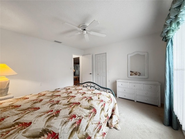 2436 Deer Trail Ln, Spring Hill, FL 34606 - carpeted bedroom featuring ceiling fan
