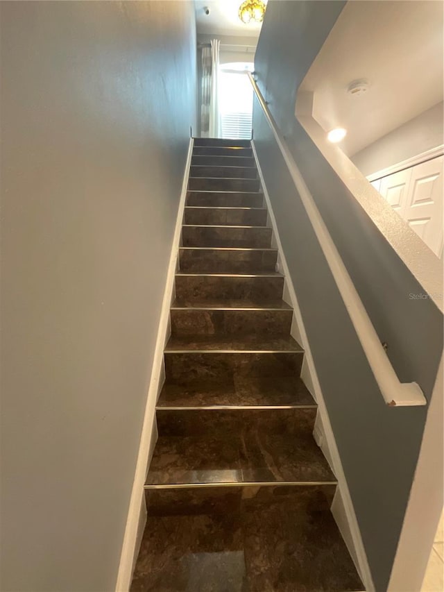 2737 Merrieweather Ln, Kissimmee, FL 34743 - view of stairway