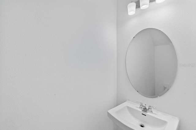 182 River Front Way, Edgewater, FL 32141 - bathroom featuring a sink