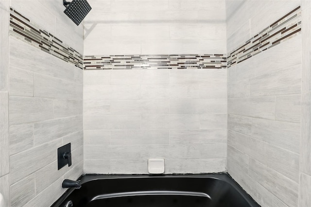 3251 Oak Lake Pl Unit 135, Winter Park, FL 32792 - full bath featuring  shower combination