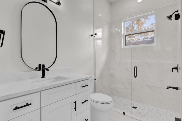4405 Rockledge Rd, Orlando, FL 32807 - full bathroom featuring toilet, vanity, and a marble finish shower