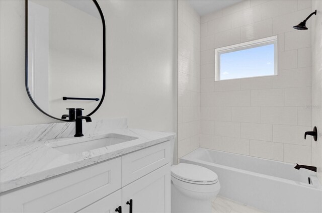 4405 Rockledge Rd, Orlando, FL 32807 - full bath with toilet, vanity, and shower / bathtub combination